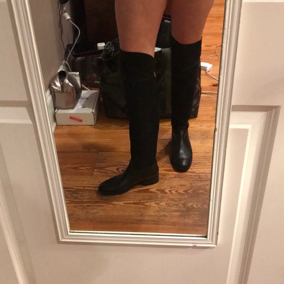 Size 8 over the knee Tory Burch suede boots - Picture 4 of 8